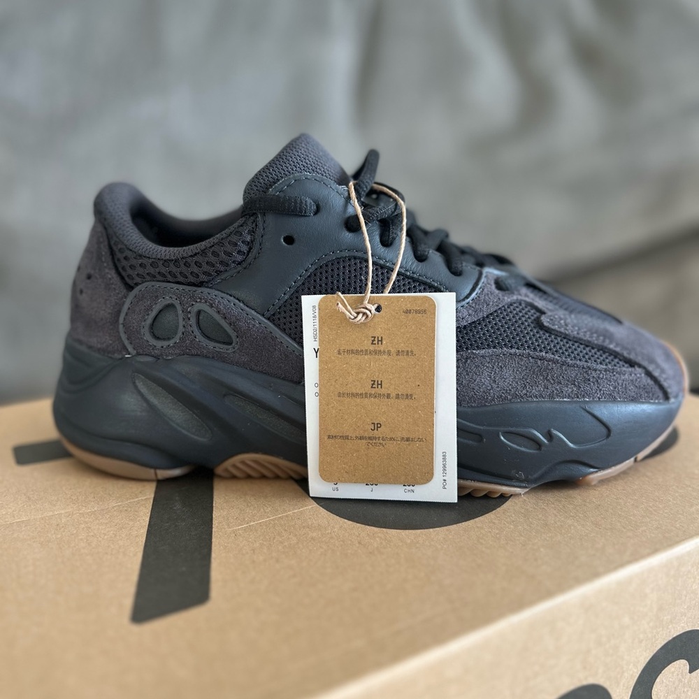 Yeezy 700 Boost